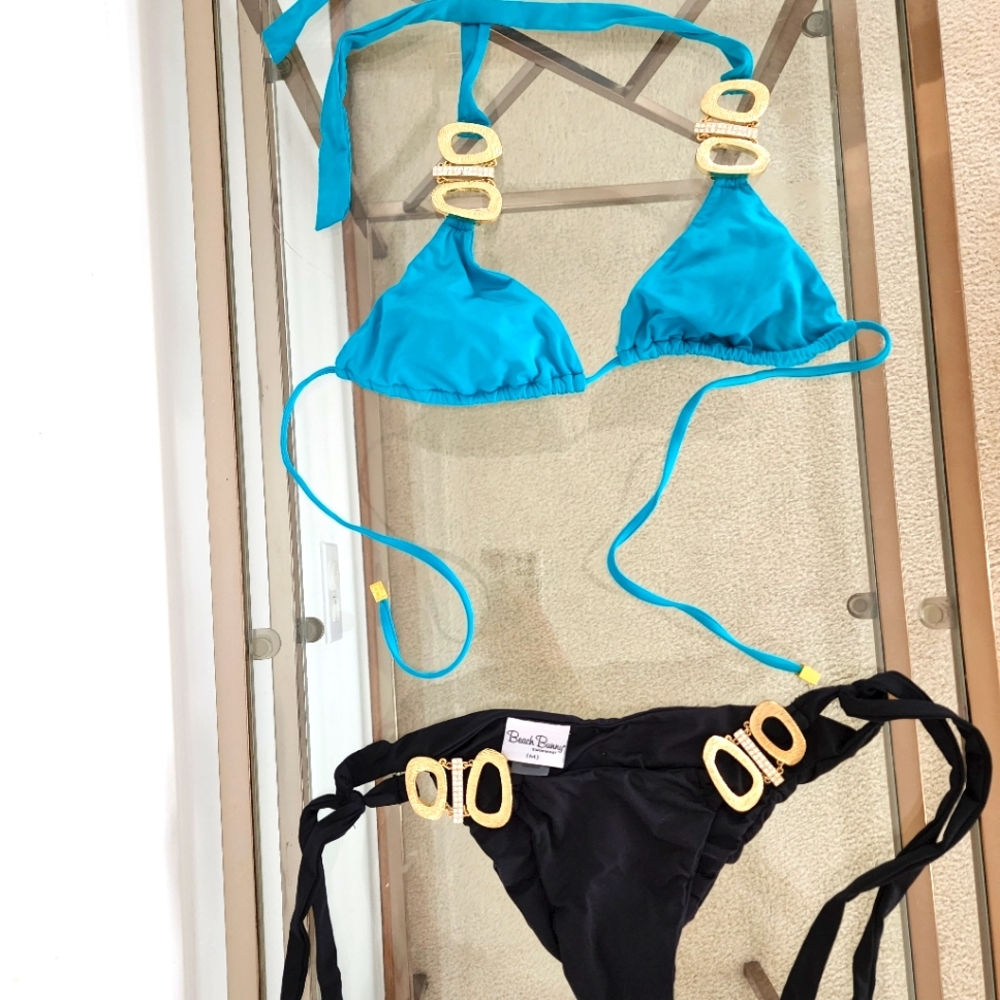 Beach Bunny Jewel of the night bikini top size S blue